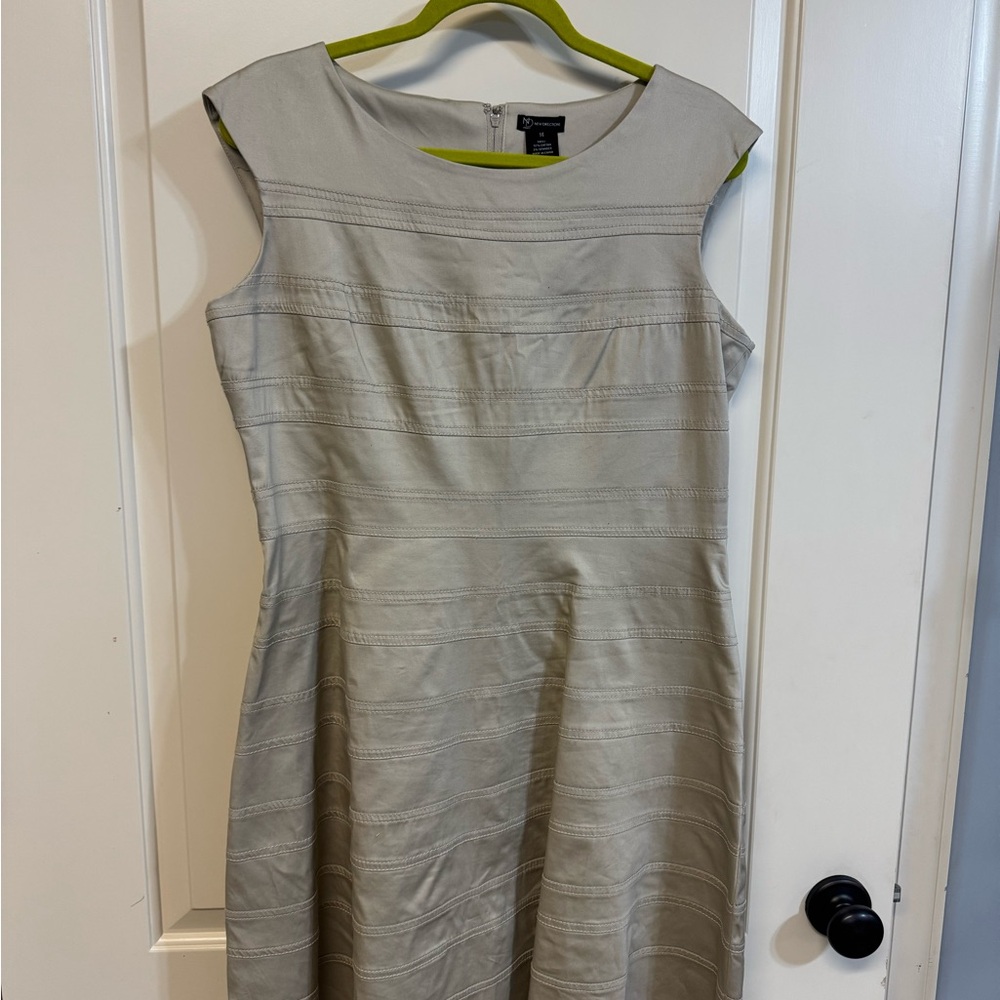 New Directions Women's Sleeveless Midi Dress